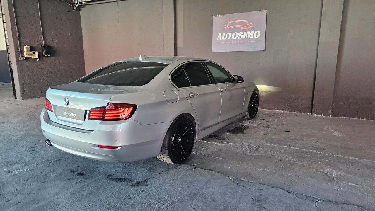 Bmw 318 318d xDrive Luxury