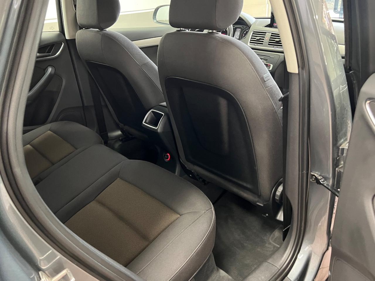 Audi Q3 2.0 TDI quattro S tronic Business Plus