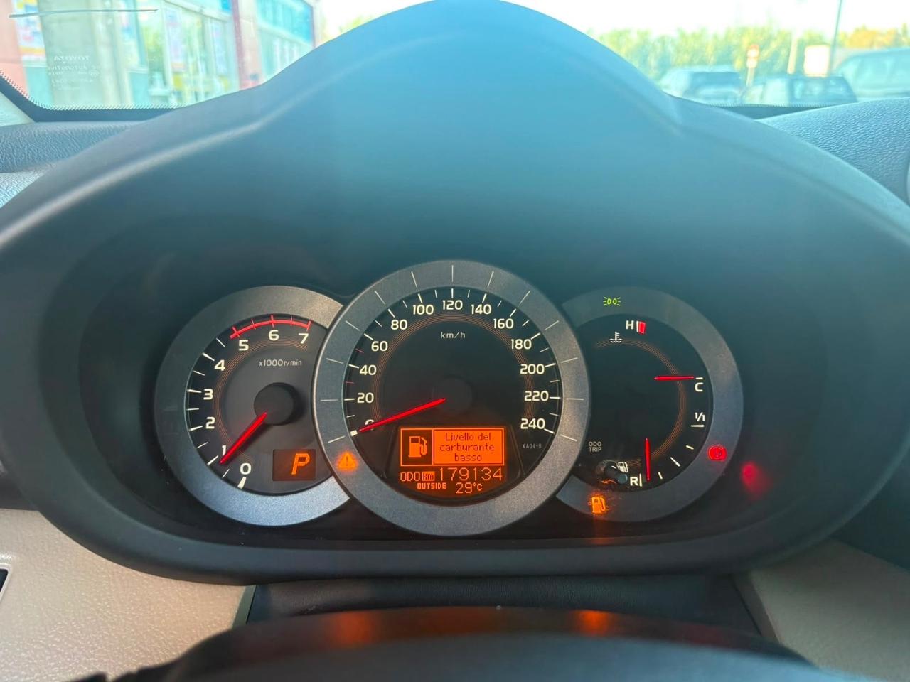 Toyota RAV 4 RAV4 2.2 D-4D 150 CV DPF Luxury automatico