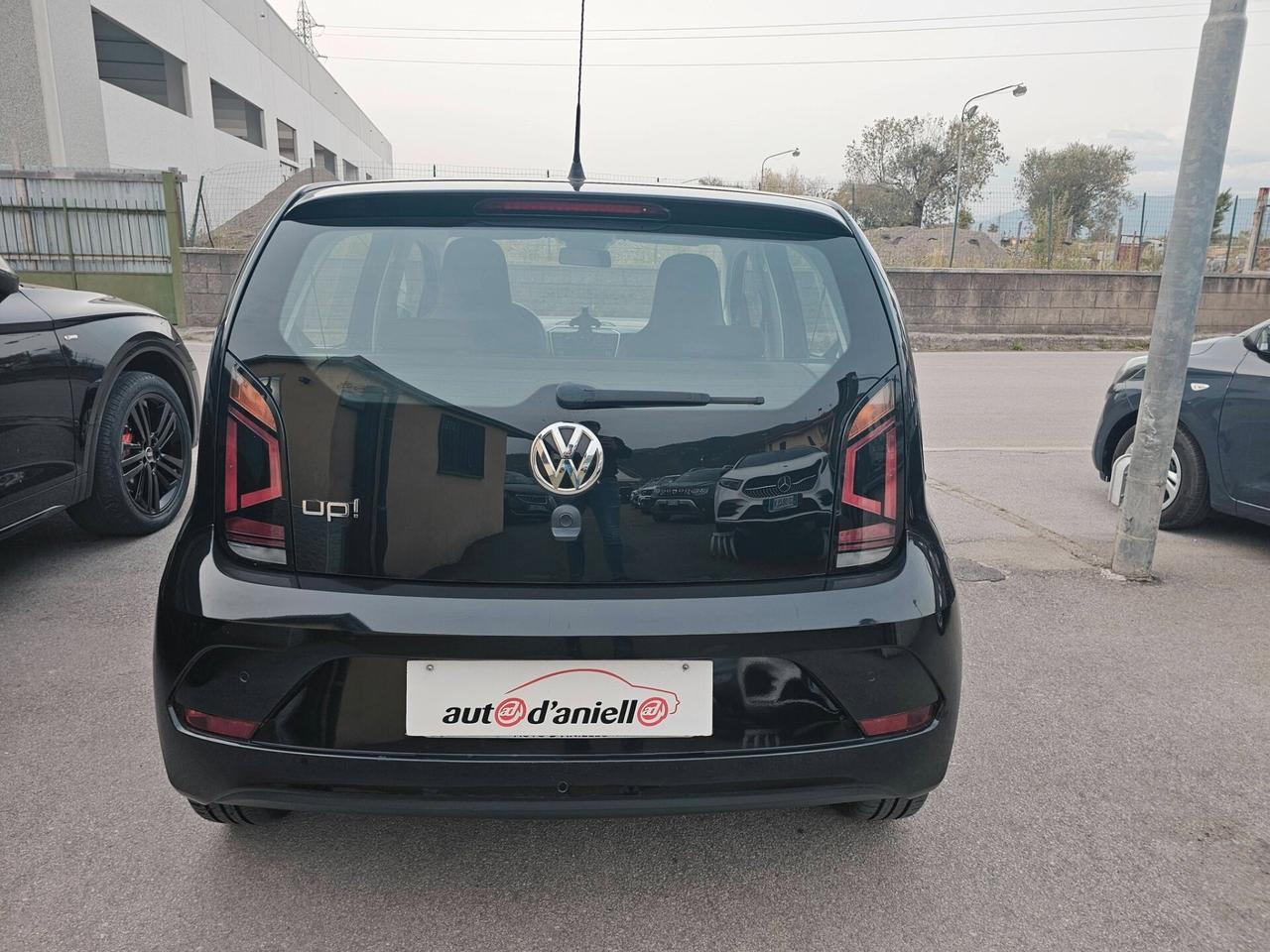 Volkswagen up! 1.0 75 CV 5p. move