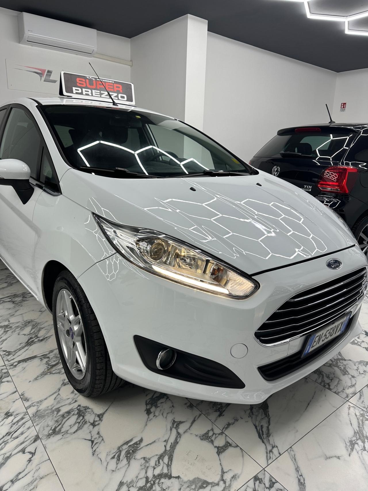 Ford Fiesta 1.5 TDCi 75CV 5 porte Titanium