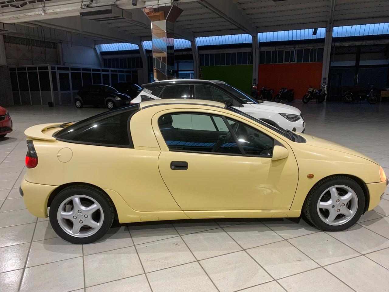 Opel Tigra 1.6i 16V cat