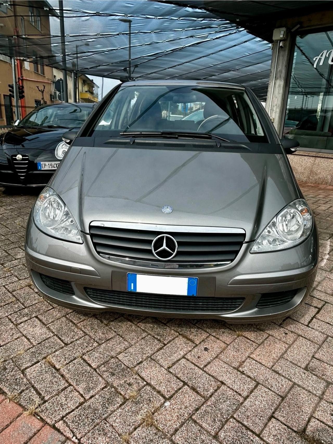 Mercedes-benz A 150 Classic Basic