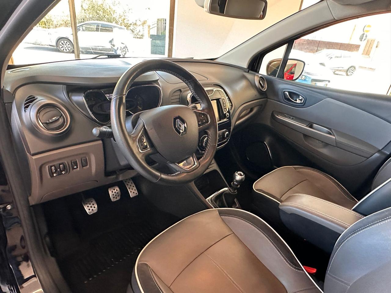 Renault Captur dCi 8V 110 CV Start&Stop Energy Iconic