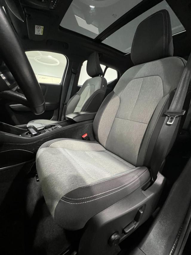 VOLVO XC40 T5 Recharge Plug-in Hybrid Inscription tetto pan.