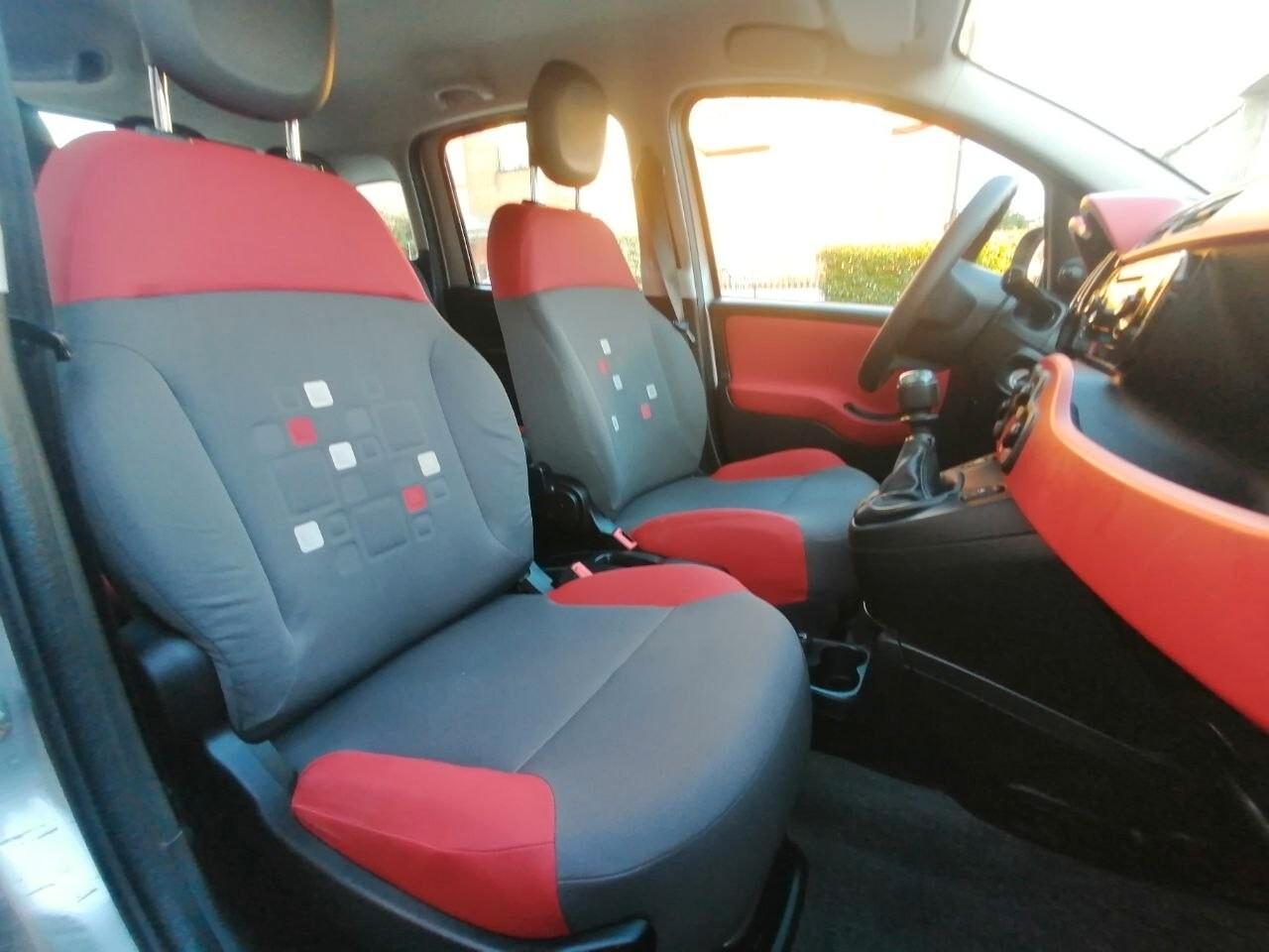 Fiat Panda 1.2 Lounge 5 posti