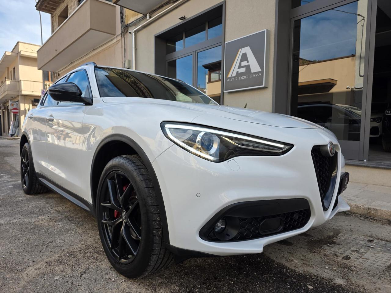 Alfa Romeo Stelvio 2.2 210 CV AT8 Q4 Business T...