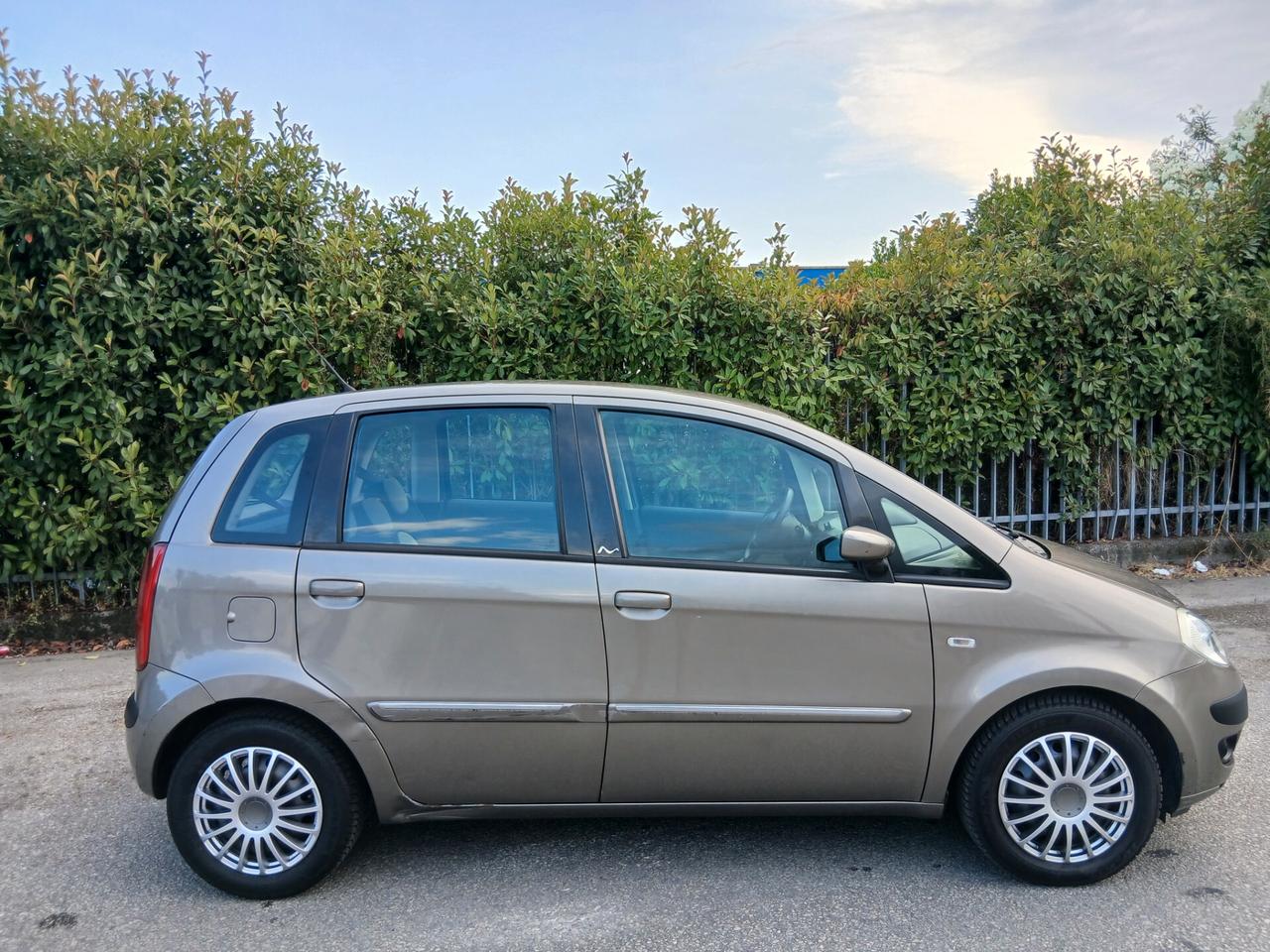 Lancia MUSA 1.3 Multijet 16V 90 CV Platino Plus