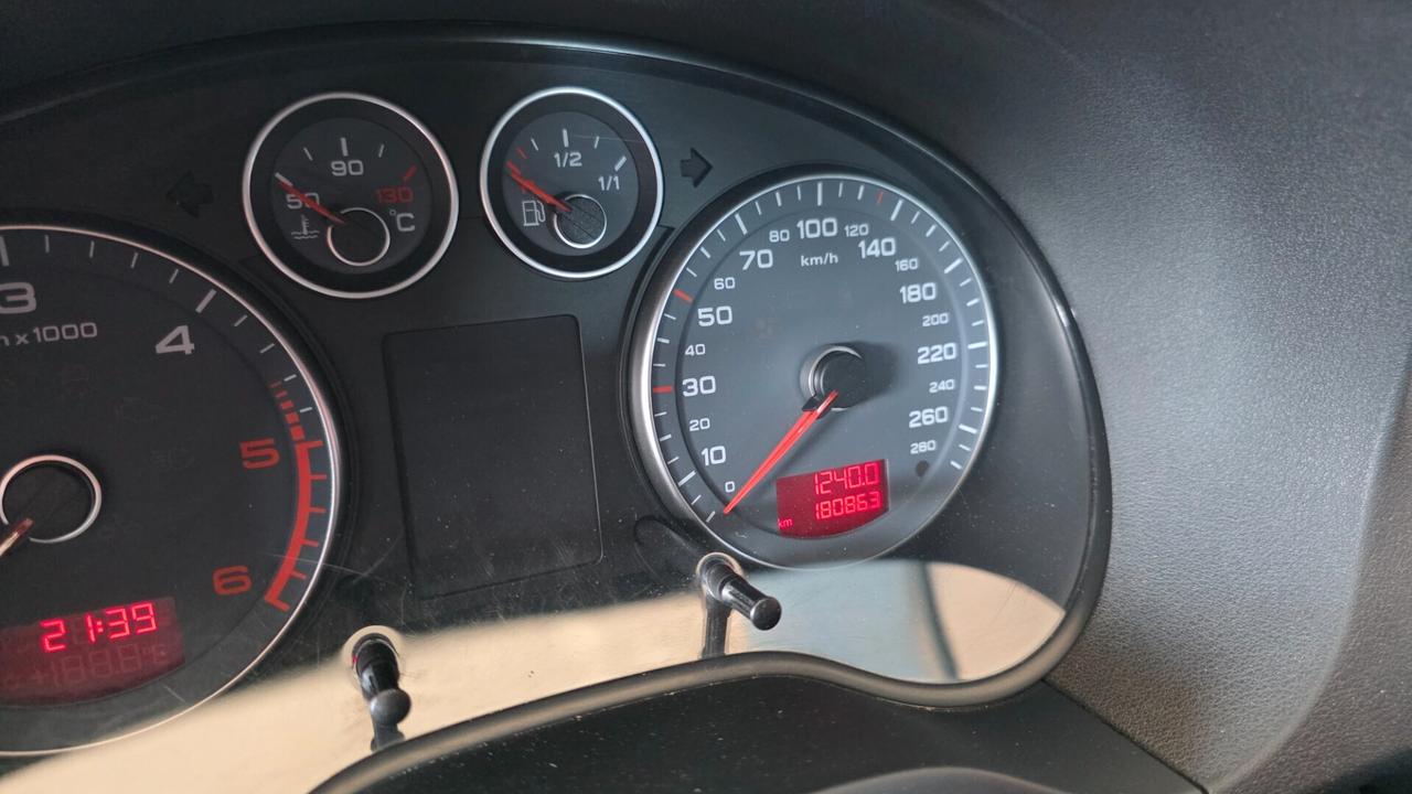 Audi A3 1.6 TDI 90 CV CR F.AP. Ambiente