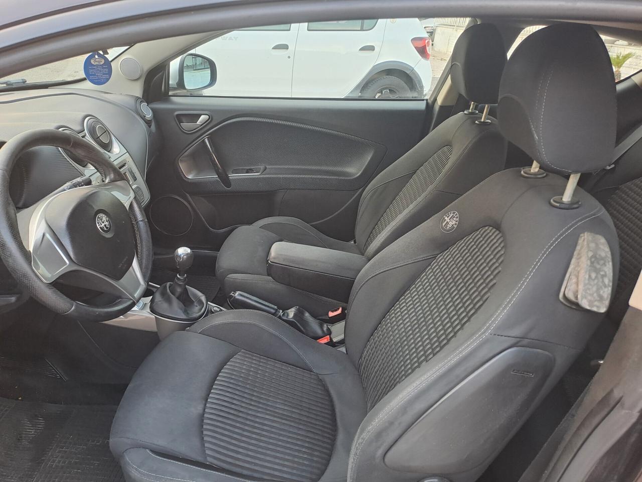 Alfa Romeo MiTo 1.4 78 CV Distinctive