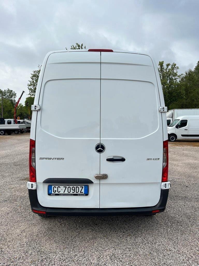 Mercedes Benz 311 Cdi Sprinter