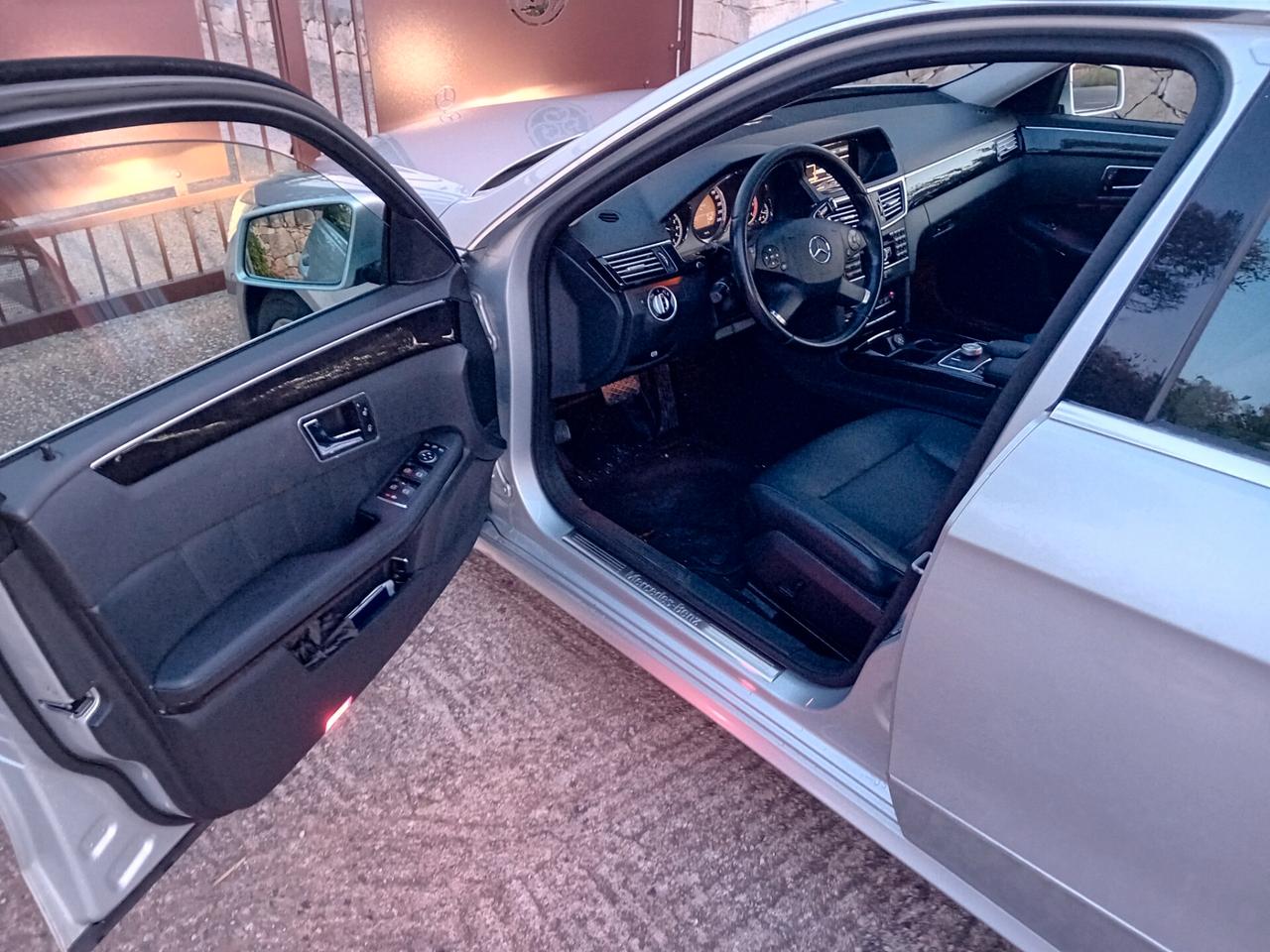 Mercedes-benz E 350 E 350 CDI BlueEFFICIENCY Avantgarde