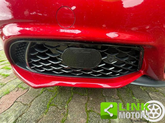ALFA ROMEO Giulia 2.2 Turbodiesel 210 CV AT8 AWD Q4 Veloce