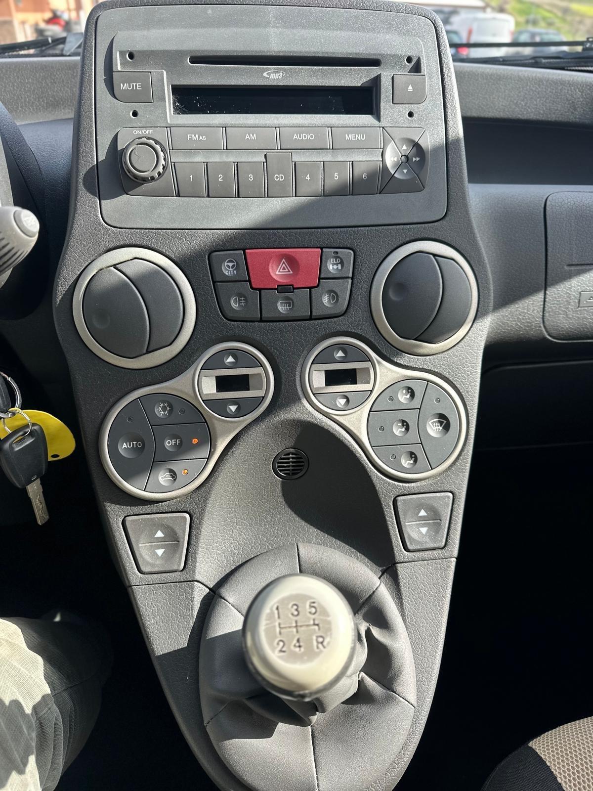 Fiat Panda 1.3 MJT 16V DPF 4x4 Cross