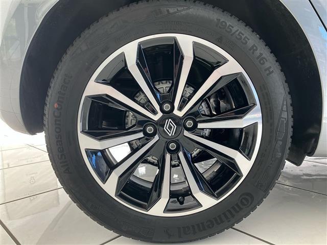 RENAULT Clio 1.0 TCe Techno