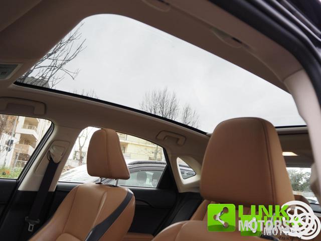 LEXUS NX 300h Hybrid 4WD Executive