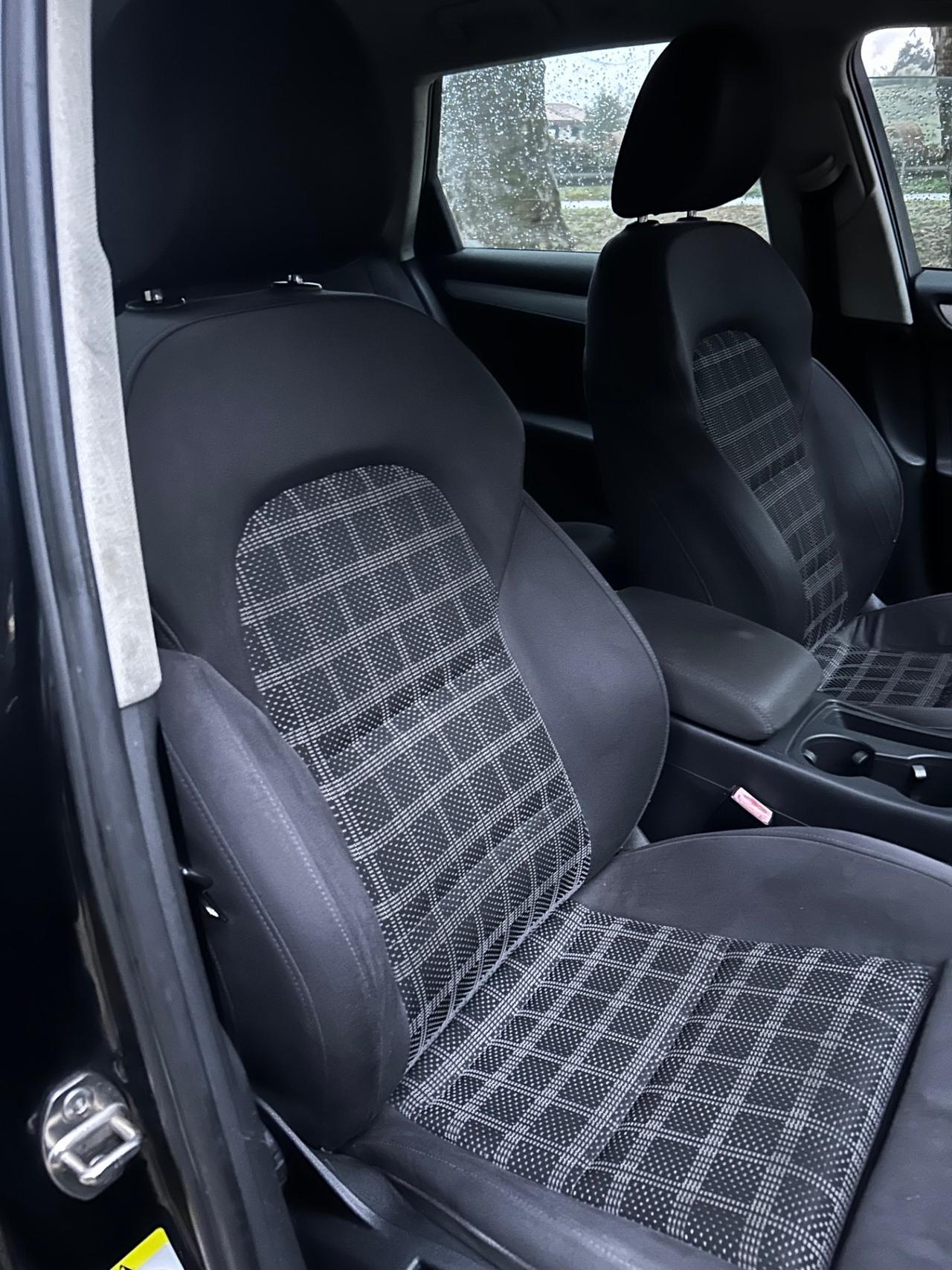 Audi A4 Avant 2.0 TDI 143CV F.AP.