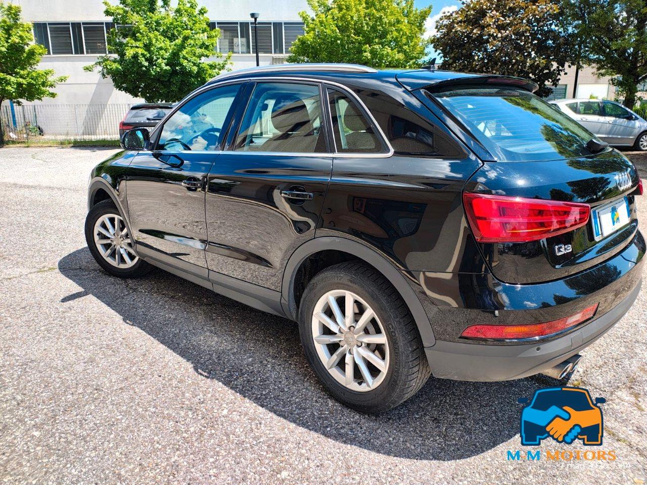 Audi Q3 2.0 tdi Business 120cv