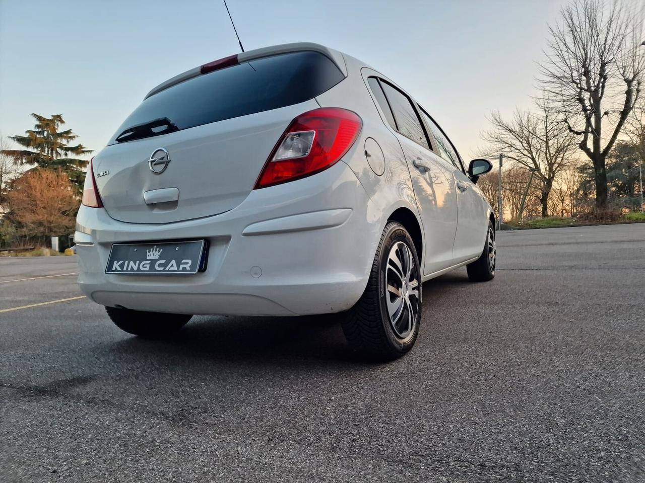 Opel Corsa 1.2 5 porte Enjoy