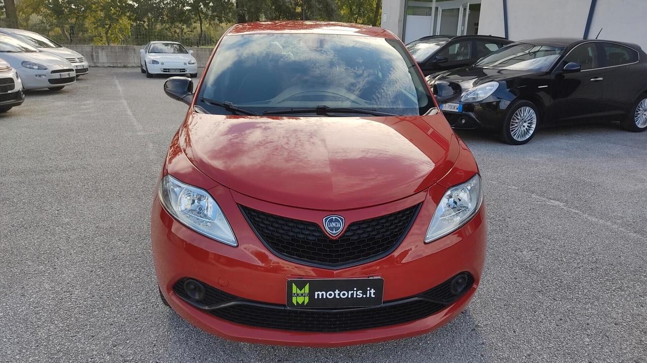 Lancia Ypsilon 1.2 69 CV 5 porte Gold