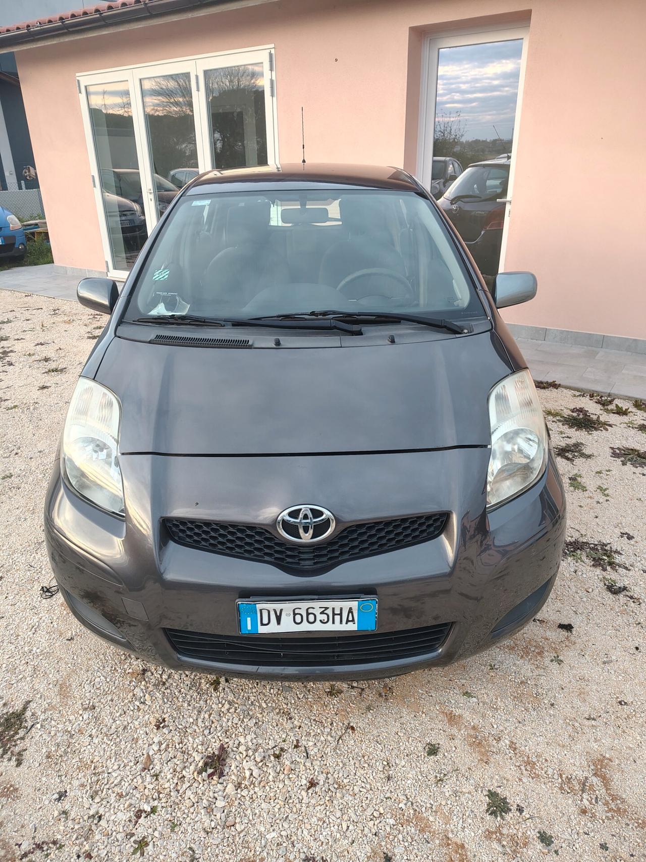 Toyota Yaris 1.3 3 porte Sol