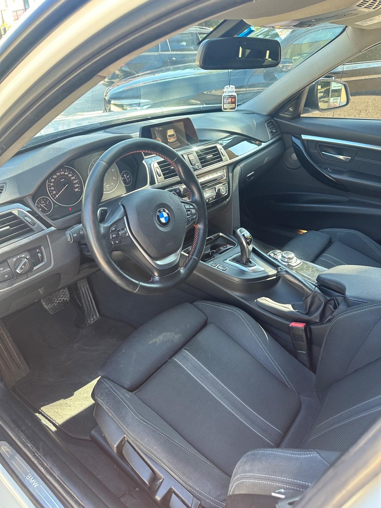 Bmw 320d xDrive Touring Msport