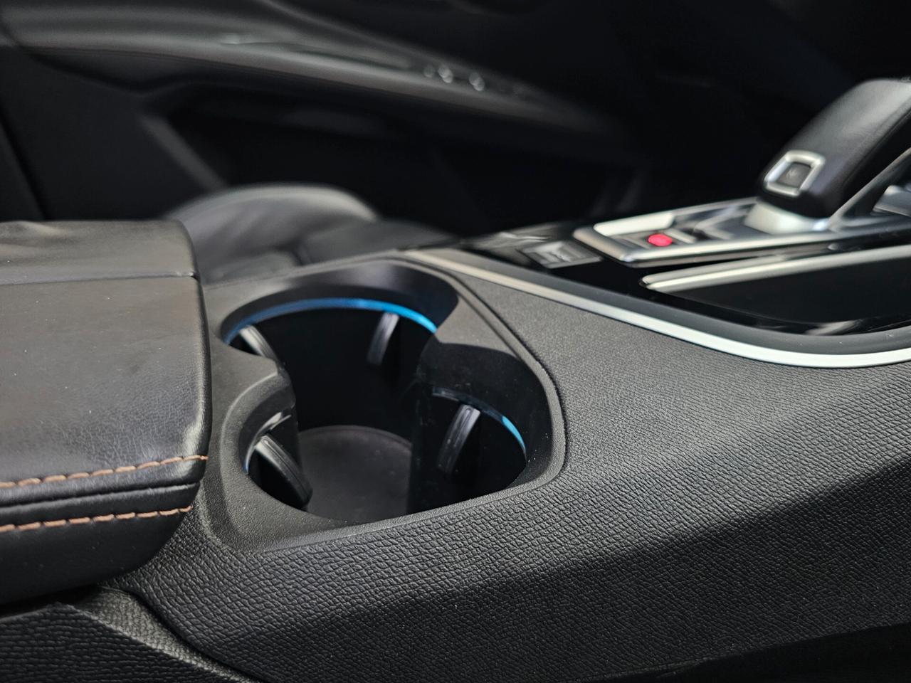 Peugeot 3008 BlueHDi 180 S&S EAT8 GT