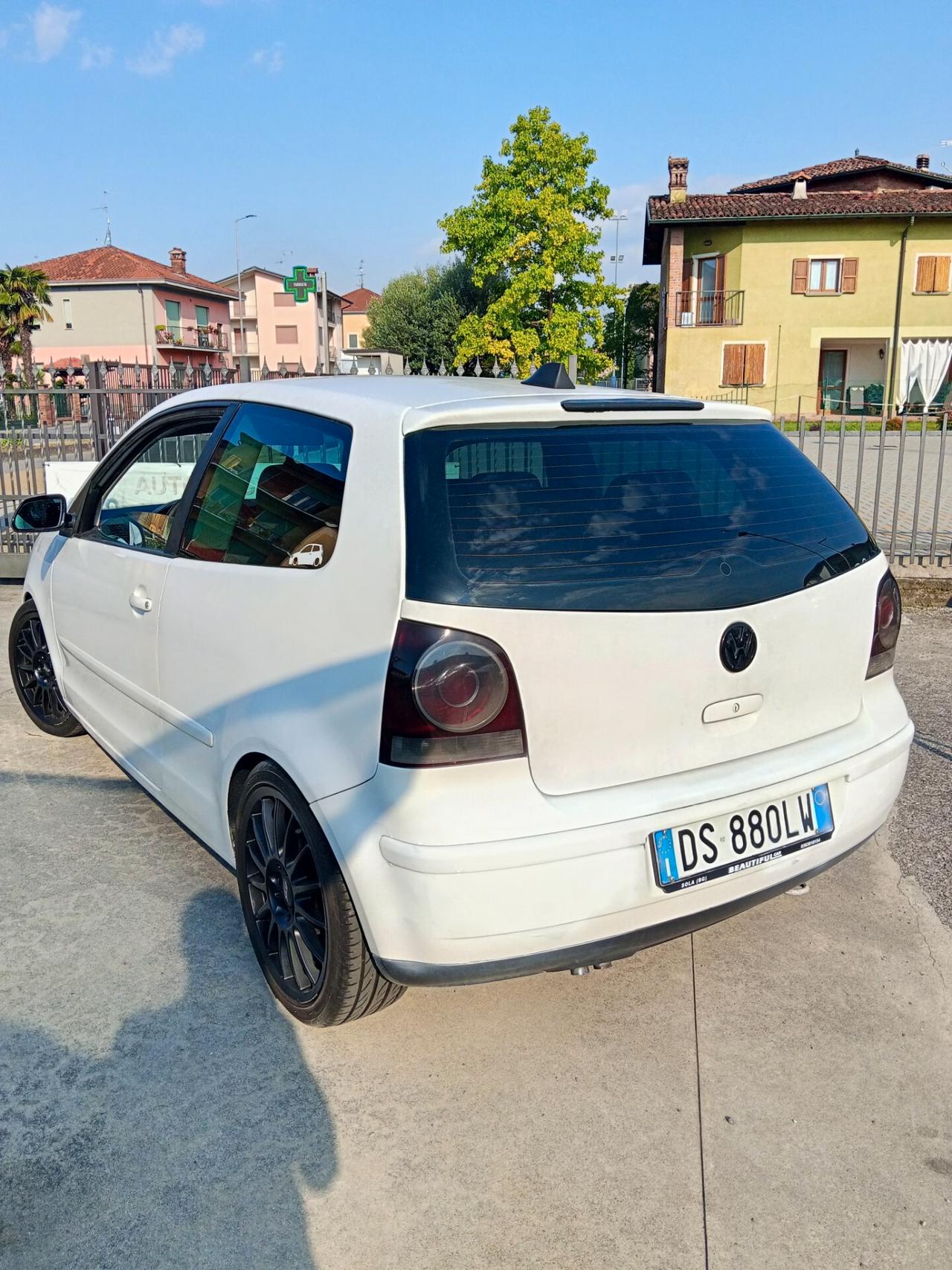 Volkswagen Polo 1.4/80CV TDI DPF 3p. Sportline