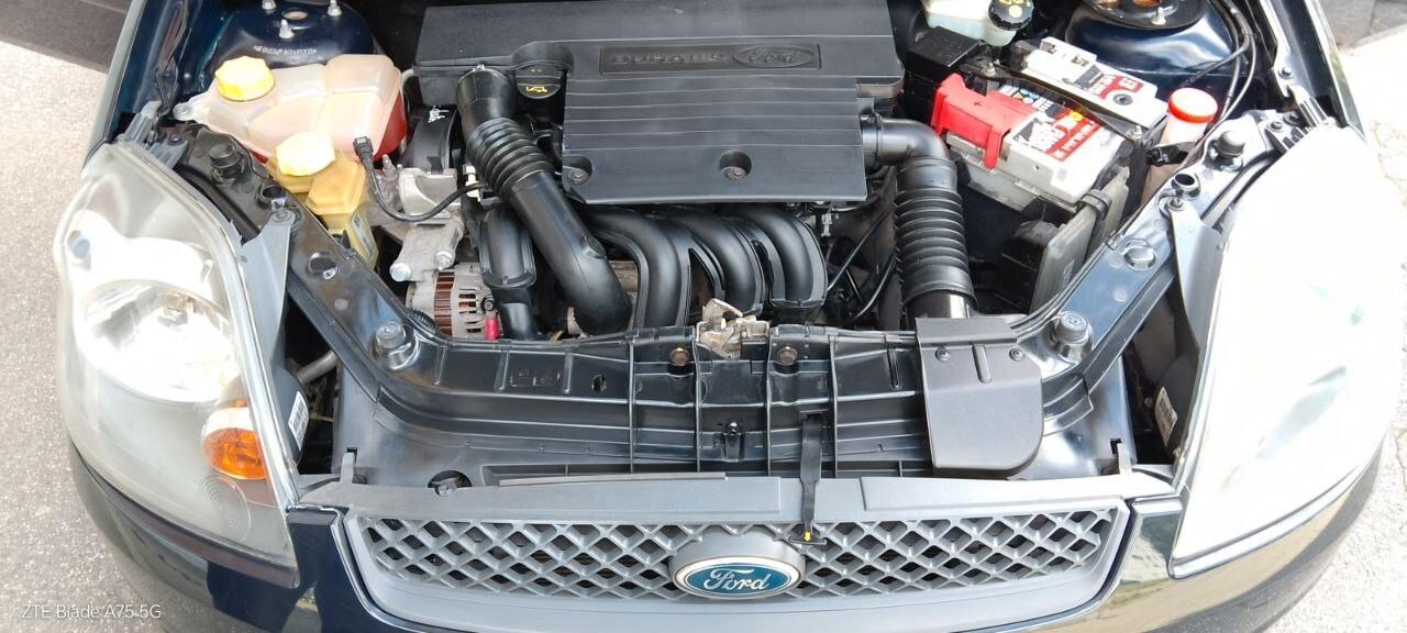 Ford Fiesta 1.2 16V 5p. Ghia KM 68000!!!