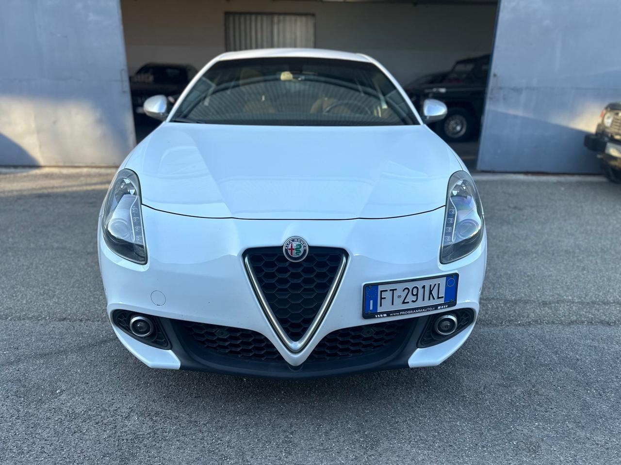 Alfa Romeo Giulietta 1.4 Turbo GPL NEOPATENTATI
