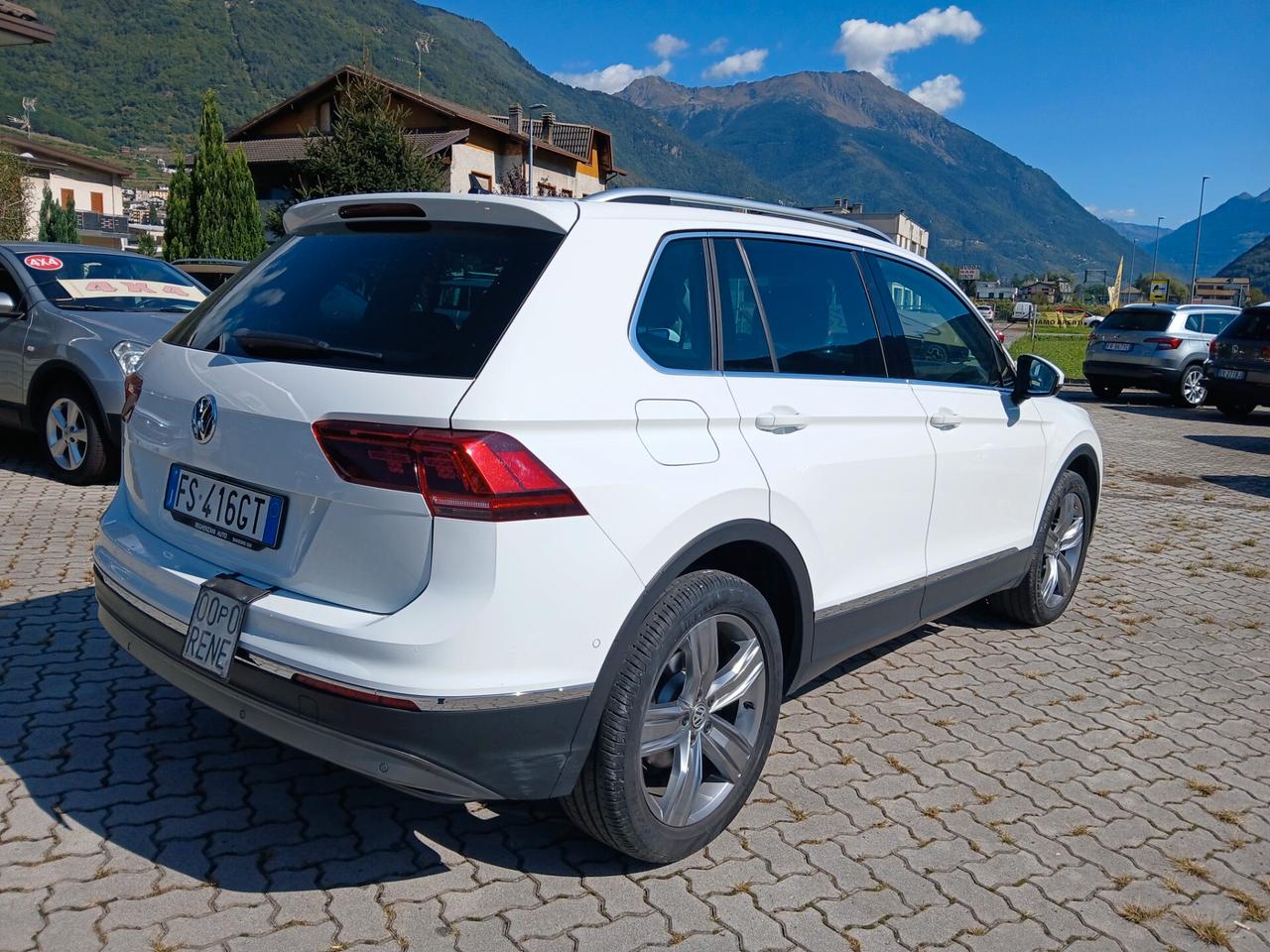 Volkswagen Tiguan 2.0 TDI SCR DSG 4MOTION Sport BMT