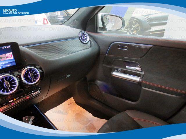 MERCEDES-BENZ GLA 200 D Automatic AMG Line Premium EU6 KM Ø