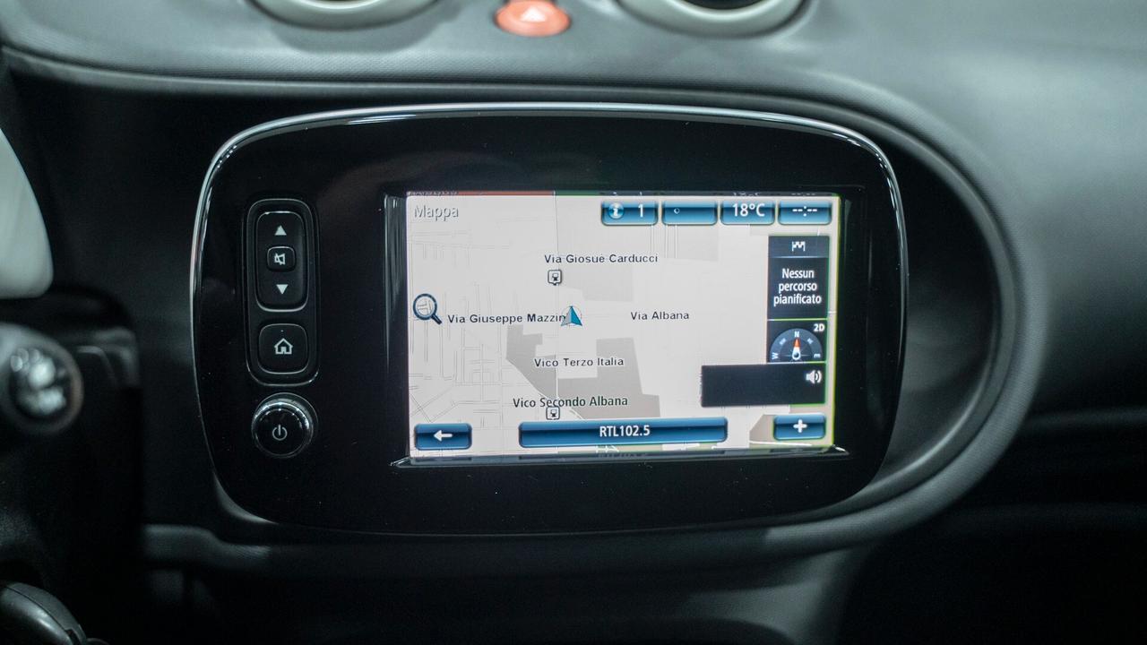 Smart ForFour 1.0 YOUNGSTER 71 CV TWINAMIC AUTO NAVI PELLE FULL