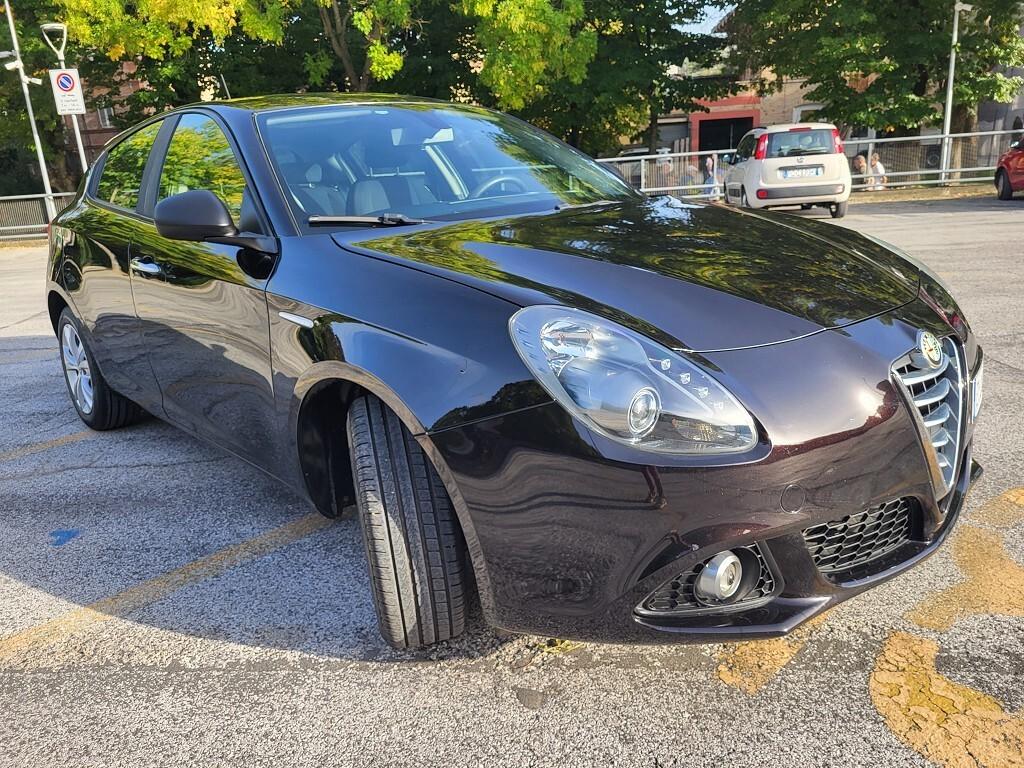 Alfa Romeo GIULIETTA 1,6 JTDM-UNICO PROPRIE-NAVIGA