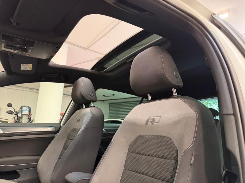 Volkswagen Golf 5 Porte Golf 5p 1.6 tdi Highline 115cv R-Line