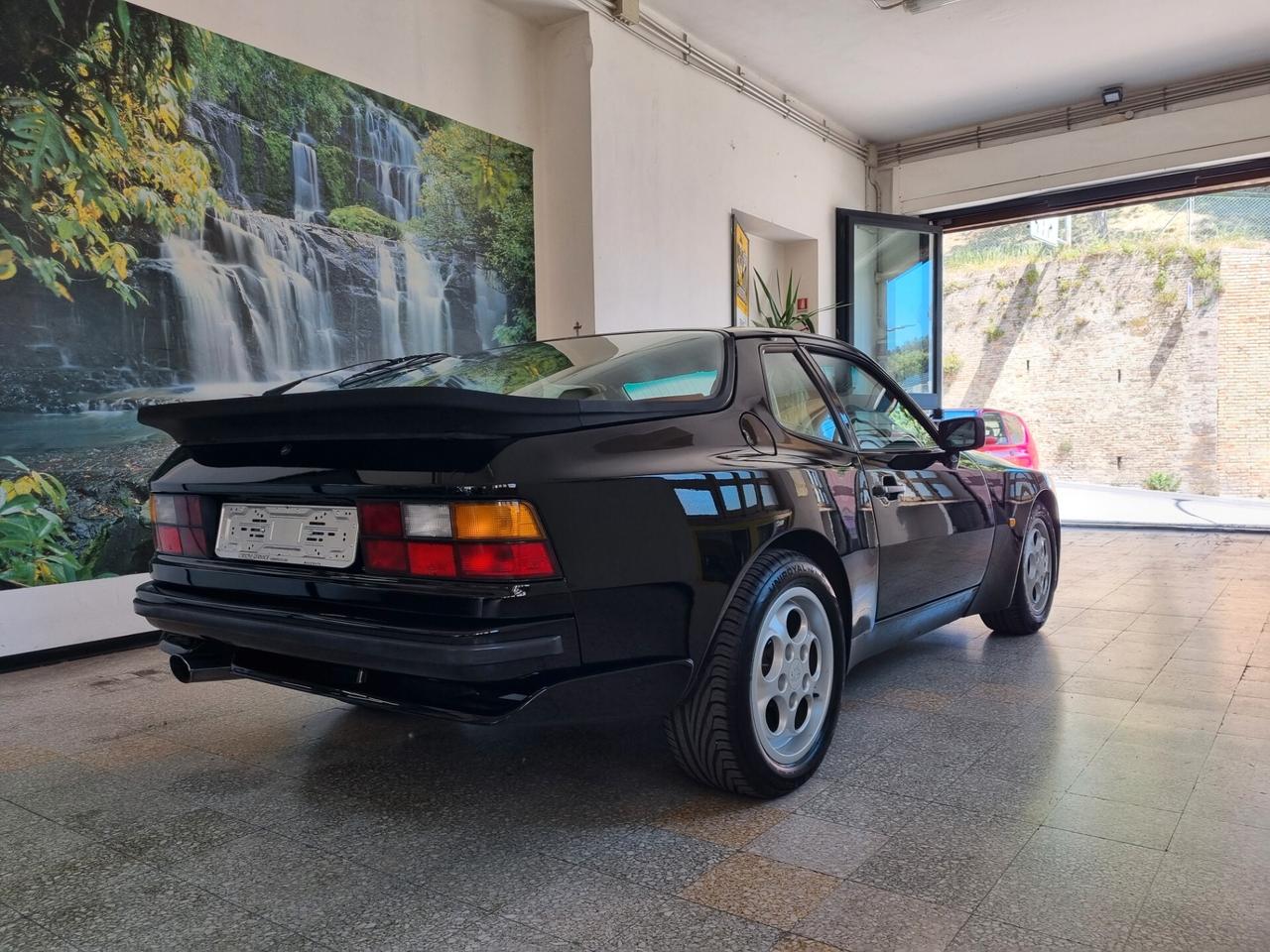 Porsche 944 allestimento S2, clima, sedili elettrici