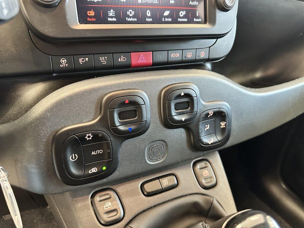 Fiat Panda 1.0 FireFly Hybrid Cross