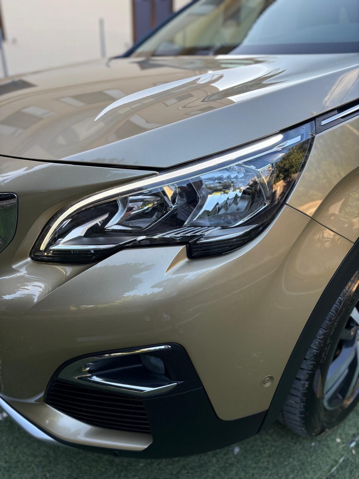 PEUGEOT 3008 ALLURE HDI COME NUOVA