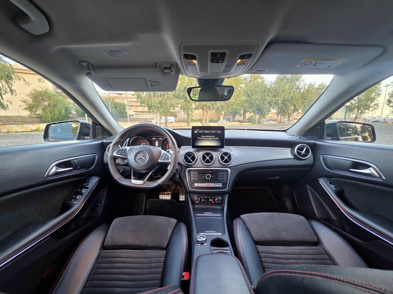 MERCEDES- BENZ CLA 200 D AMG PREMIUM