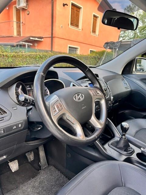 Hyundai iX35 1.7 CRDi 2WD Comfort UNICO PROP
