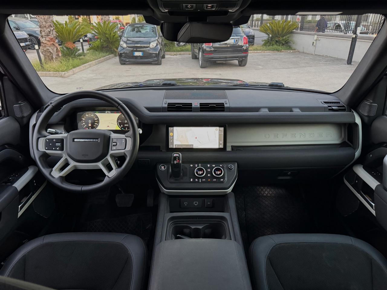 Land Rover Defender 90 3.0d i6 X-Dynamic 200CV TETTO