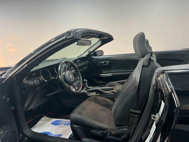 FORD Mustang 3.7 V6 305 CV CONVERTIBLE