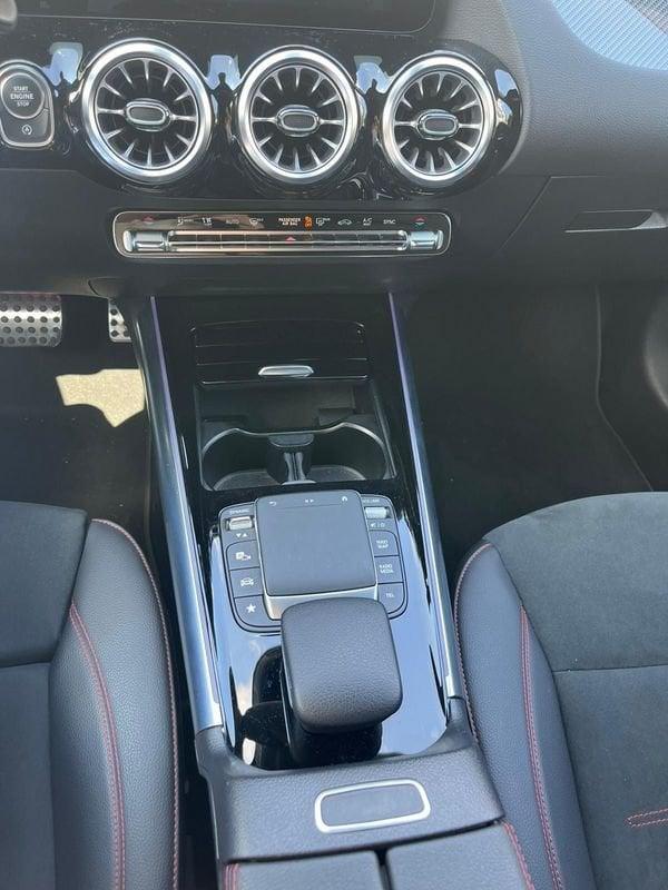Mercedes-Benz GLA GLA 180 d Automatic Premium