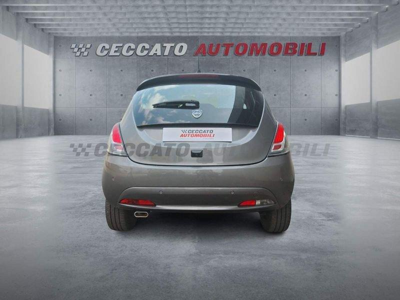 Lancia Ypsilon Ypsilon 1.0 firefly hybrid Platino s&s 70cv
