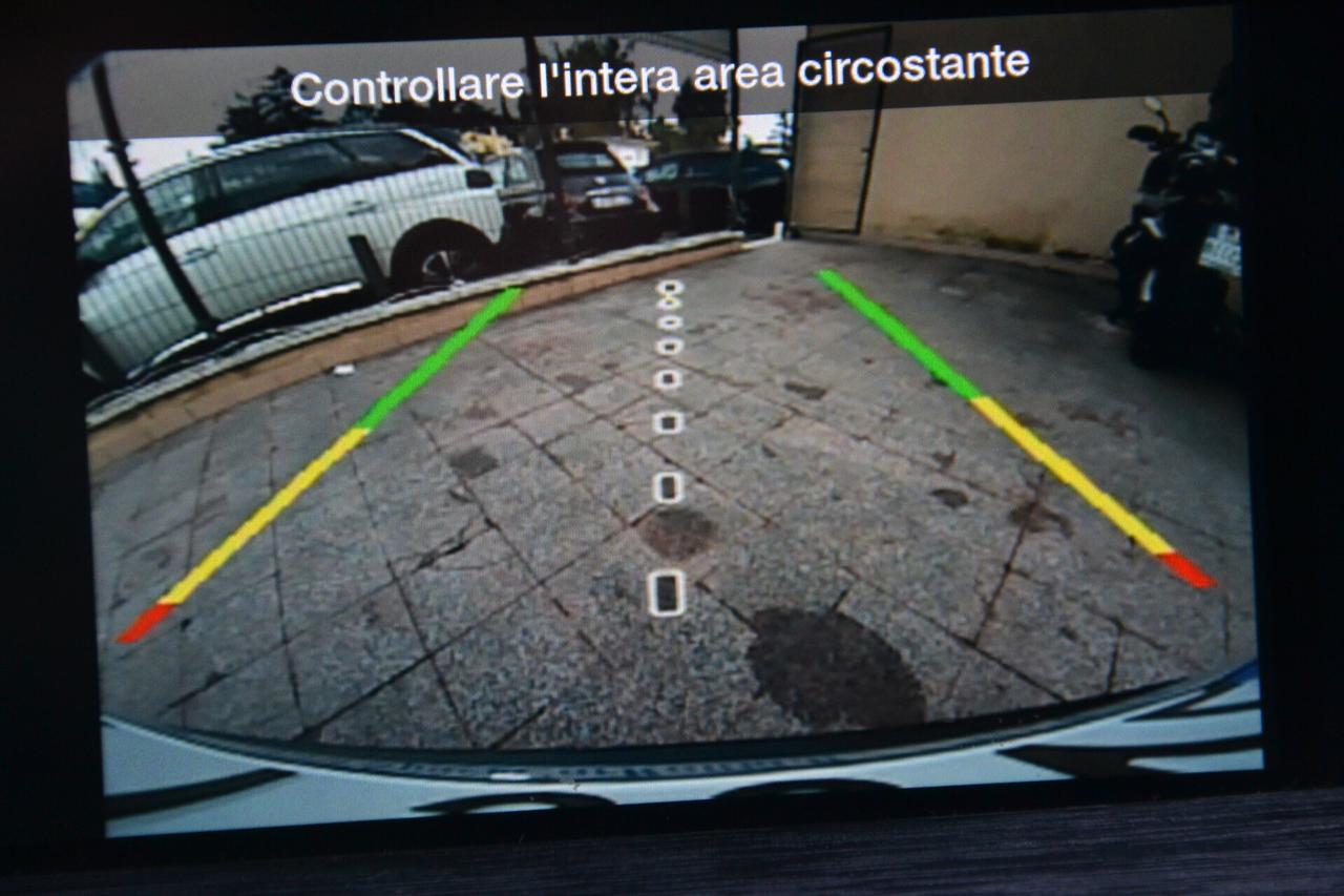 Alfa Romeo Stelvio 2.2 160CV AT8 *FULL LED+NAVI+PDC+RCAM+F1+PRIVACY*