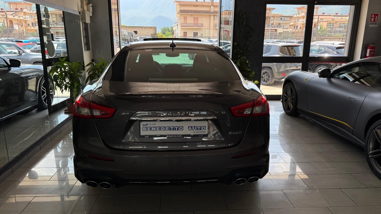 Maserati Ghibli V6 Diesel Gransport TETTO