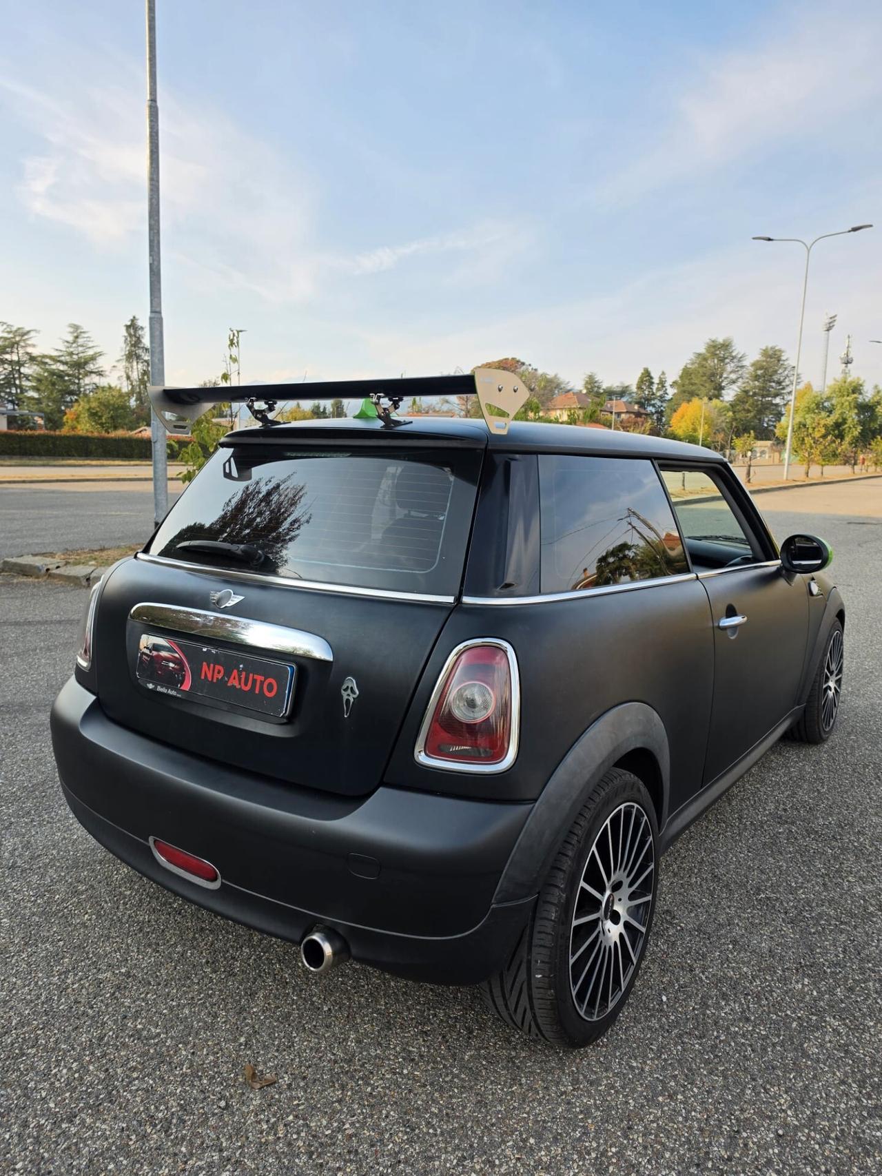 Mini cooper d NEOPATENTATI