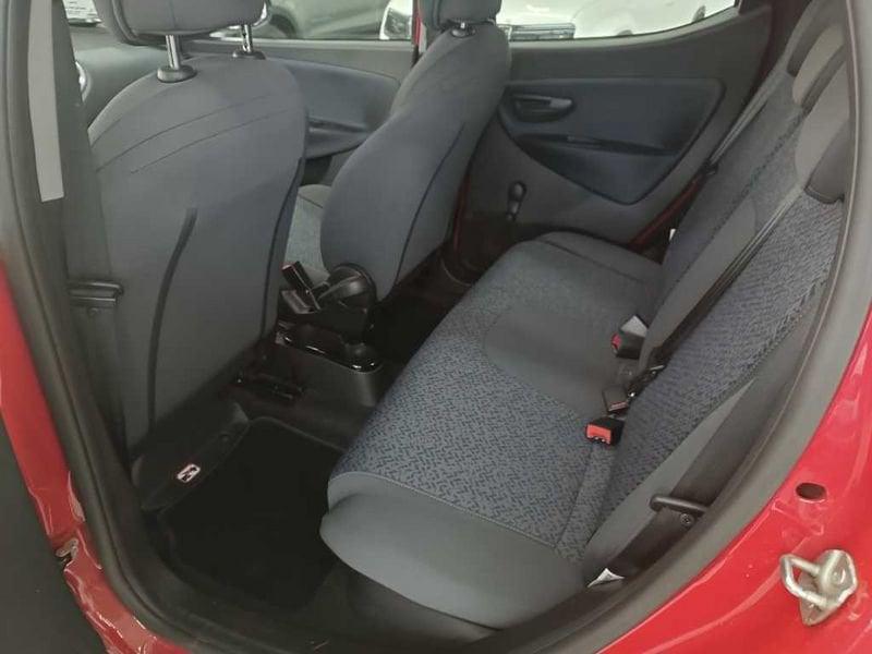 Lancia Ypsilon New 5 porte My24 1.0 Firefly 70 CvStart&Stop Hybrid Oro