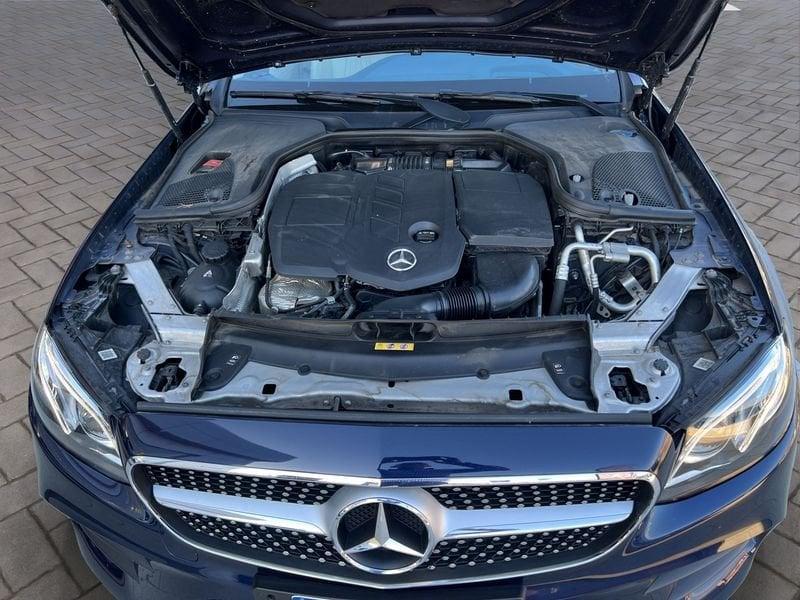 Mercedes-Benz Classe E Cpé E 220 d 4Matic Premium