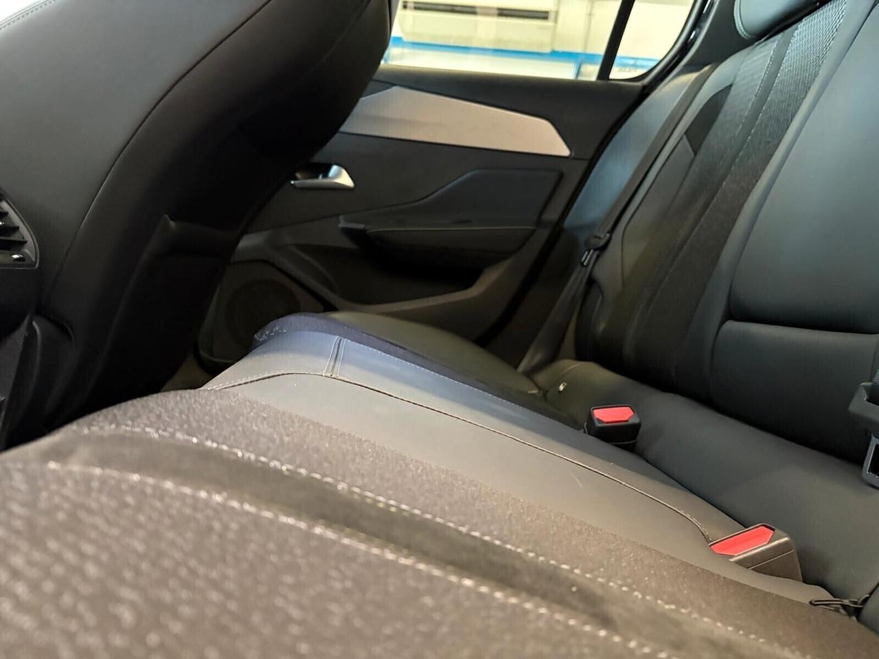 Peugeot 308 GT Hybrid 145 e-DCS6 SPOTICAR